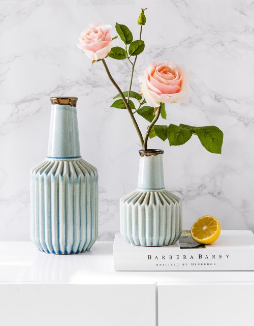 Vases & Urns